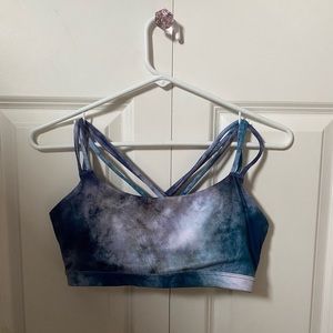 GapFit Sports Bra